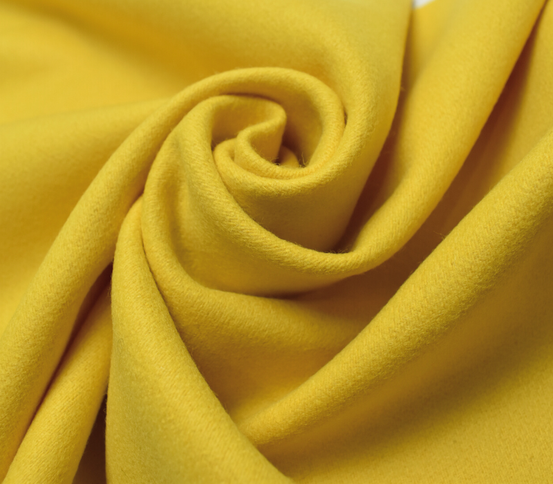 Sukno wełna "żółtko" 560 gr/mb