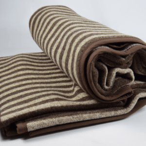 Koc wełniany pasy beżowo brązowe obszycie lamówka brązowa 150 x 200 cm (1.8kg) Koc wełniany pasy beżowo-brązowe obszycie lamówka brązowa 150 x 200 cm (1.8kg)