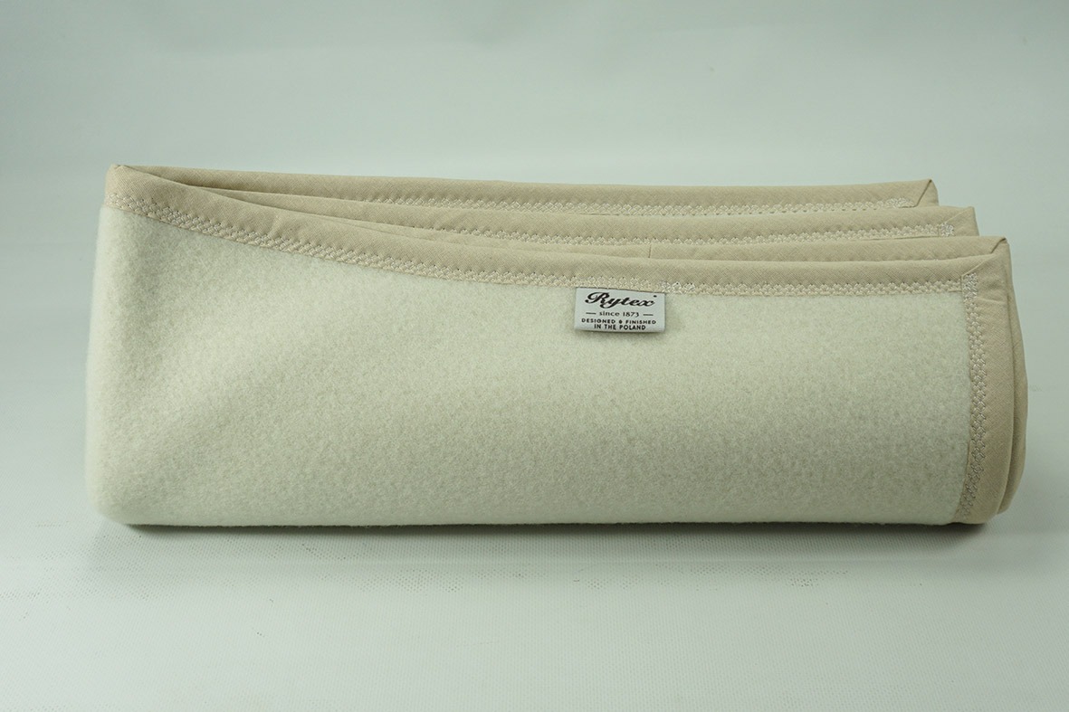 Koc dziecięcy wełniany 125 x 80 cm – lamówka jasny beż 100% wełna Koc dziecięcy wełniany 125 x 80 cm - lamówka jasny beż 100% wełna - obrazek 3